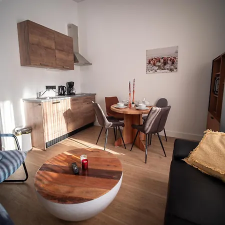 Gemuetliche Kombination Aus Zwei Ferienhaus Winterberg
